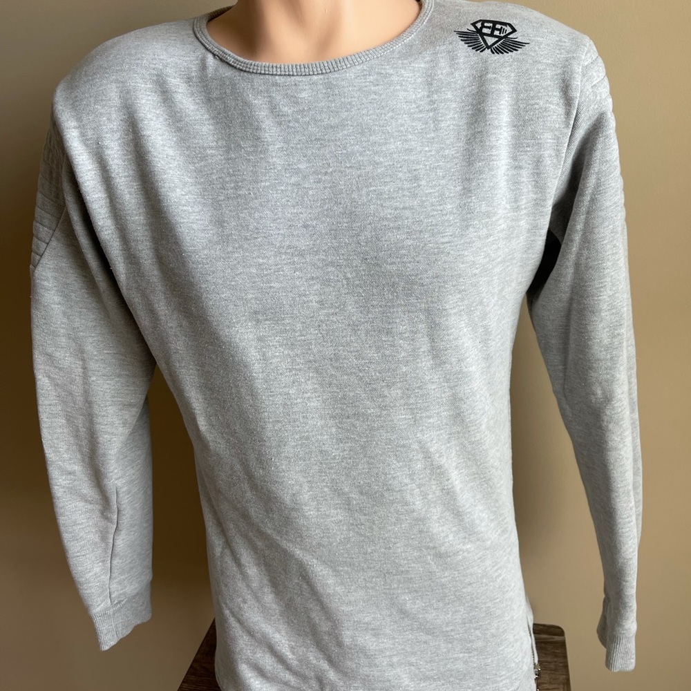 Body Engineers Grey Pullover SZ L
